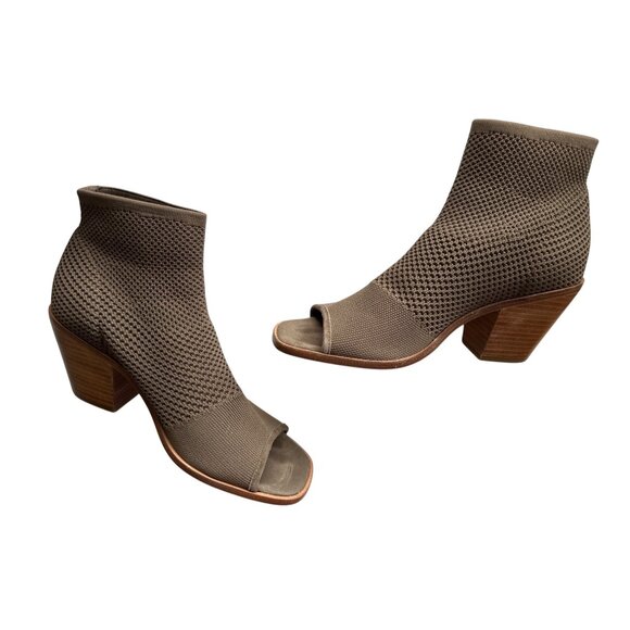Eileen Fisher Ark Peep Toe Stretchy Knit Bootie Brown Pull On Mid Heel Size 9 - Picture 2 of 8
